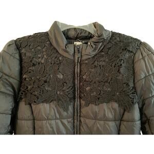 Blugirl Blumarine Puffer‎ Jacket with Lace Overlay on Shoulders Size Small